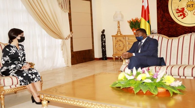 Presidente de Togo expresó interés en cooperación con Venezuela en áreas de salud, agricultura y viviendas a través de la GMVV
