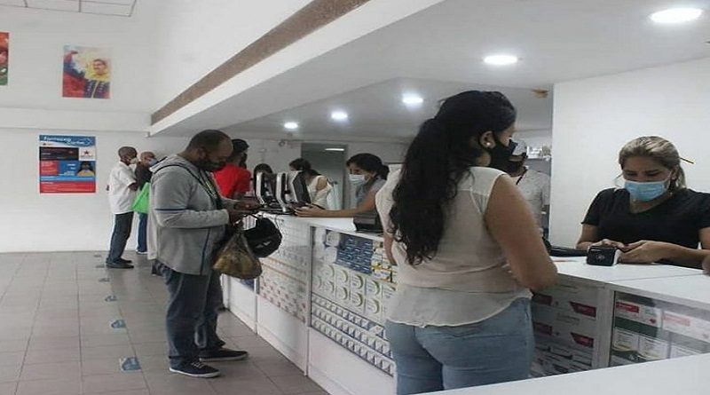 Más de un millón de familias son atendidas por la Red de Farmacias Caribe en la ciudad de Caracas