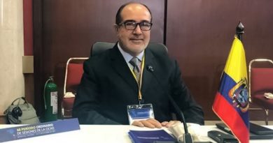 Ecuador: Renuncia tercer ministro de Salud de Lenín Moreno por escándalo de corrupción en plena vacunación contra COVID-19