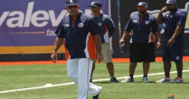 Mike Álvarez repetirá como mánager de los Caribes de Anzoátegui