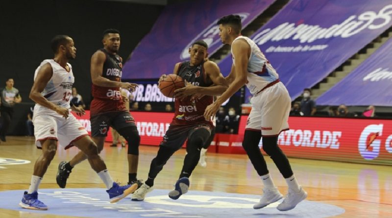 Broncos conquista su segunda victoria en la Superliga al vencer 99-95 a los Diablos