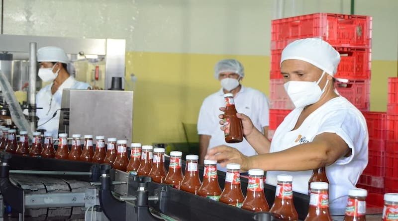 Guárico garantiza producción de más de un millón de salsas de tomate en Complejo Agroindustrial Socialista Altagracia