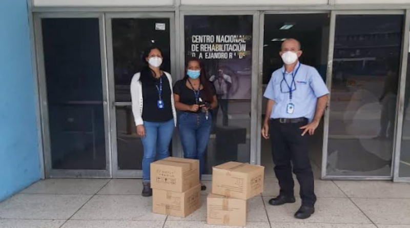 Corpoelec entrega más de 2 mil bombillos LED a 57 Centros de Salud de Caracas