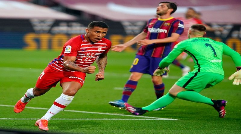 Darwin Machís anota golazo en victoria del Granada 2-1 ante el Barcelona de Messi