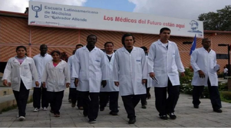 Escuela Latinoamericana de Medicina Dr. Salvador Allende cumple 14 años de creación en defensa del derecho a la salud gratuita y de calidad