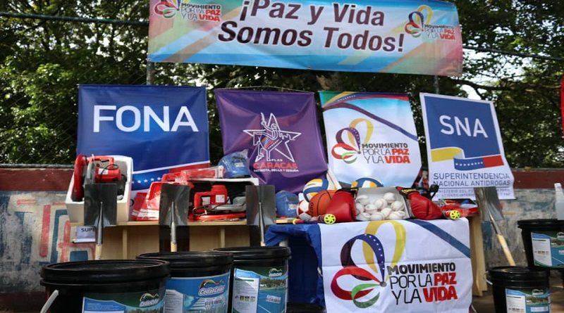 Plan Caracas Patriota, Bella y Segura | Entregan material a brigadas de trabajo de la parroquia La Pastora para la rehabilitación de 10 espacios deportivos