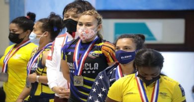 Yusleidy Figueroa se alzó con 2 medallas de oro en Campeonato Panamericano de Mayores en República Dominicana