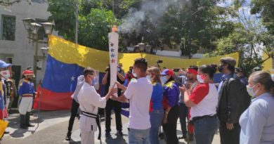 RUTA DEL FUEGO PATRIO | Antorcha Libertaria y Bolivariana llega a Los Teques para enaltecer las luchas de soberanía y compromiso del pueblo rumbo a Carabobo