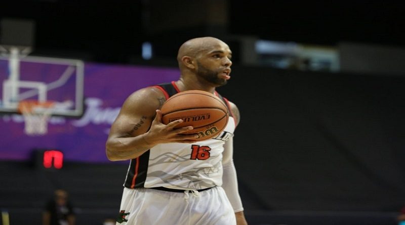 Gregory Vargas es elegido como MVP de la Superliga de Baloncesto 2021