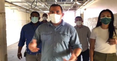 Inspeccionan trabajos de recuperación del área de Gineco-Obstetricia del Hospital Dr. Rafael Calles Sierra en Paraguaná