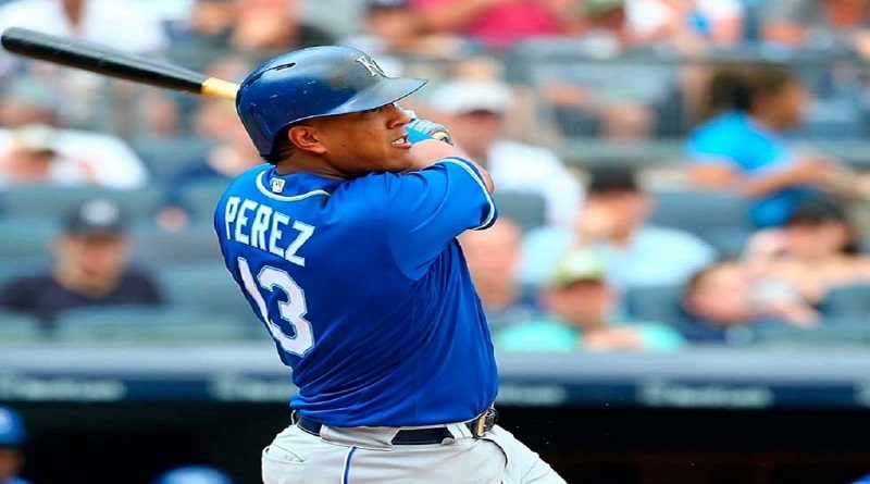 Salvador Pérez llegó a los 1.000 hits en las Grandes Ligas