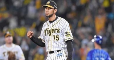 Robert Suárez se apuntó su tercer rescate de la temporada en la Liga de béisbol japonesa