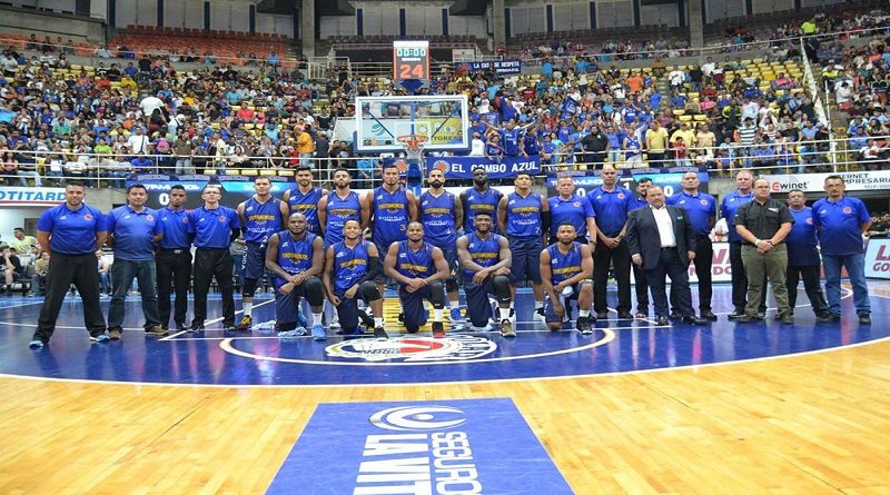 El Expreso Azul debutó ganando en la Superliga al vencer 77-74 a los Gigantes