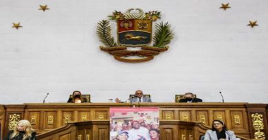 ¡VIVA LA PATRIA! AN aprueba por unanimidad Acuerdo de Duelo por el sensible fallecimiento de Aristóbulo Istúriz