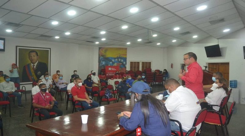 Gobierno Nacional junto a empresarios y emprendedores de Apure suman esfuerzos para el fortalecimiento del sistema comercial