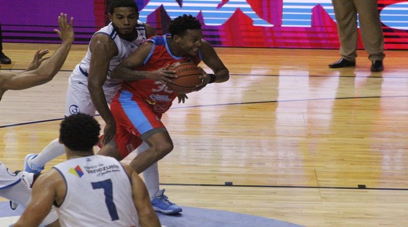 Broncos conquista su quinta victoria de la temporada al vencer 85-76 a los Gladiadores
