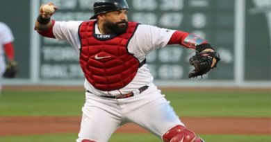 Sandy León vestirá la camiseta de los Marlins de Miami
