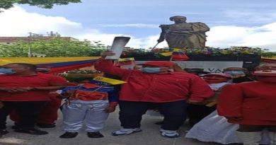 Antorcha Bicentenaria llega al municipio Independencia del estado Miranda