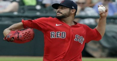 Martín Pérez maniató los bates de los Marlins en victoria de los Medias Rojas 5-2