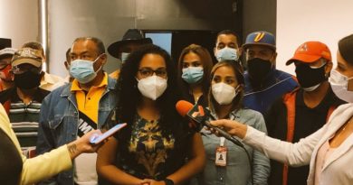 Diputados AN debate en mesa de diálogo con trabajadores públicos para fortalecer el sector