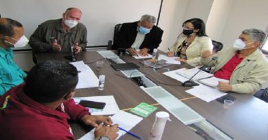 Trabajadores petroleros presentan ante Comisión de Energía y Petróleo de la AN plan de arranque para la industria
