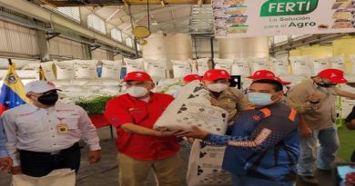 BOLÍVAR | 280 toneladas de fertilizante fueron comercializadas en la primera Expo Feria Obrera