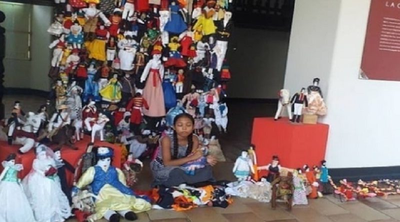 Casa de las 100 Ventanas en Falcón exhibe exposición Héroes y Heroínas en Muñecos de Trapo