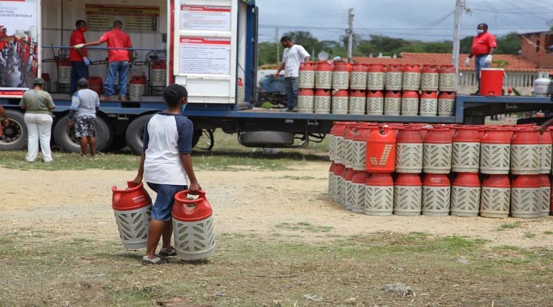 Ruta del Gas beneficia a 2 mil 100 familias en Higuerote estado Miranda