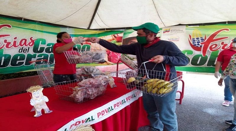 PDVAL distribuye 1,22 toneladas de combos proteicos a familias del sector la Florecita en Monagas
