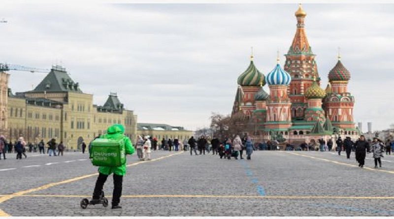 Rusia registra el menor aumento diario de casos de COVID-19