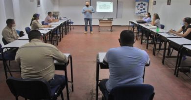 Forman y capacitan a la juventud para su incorporación a tareas productivas en Bauxilum
