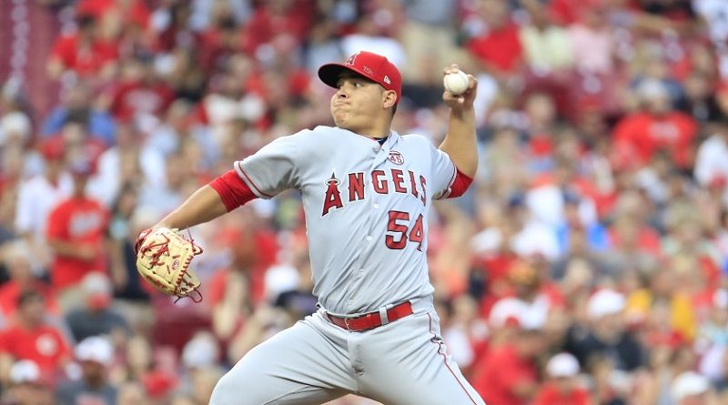 José Suárez guio el triunfo de los Angels 2-1 ante Marineros