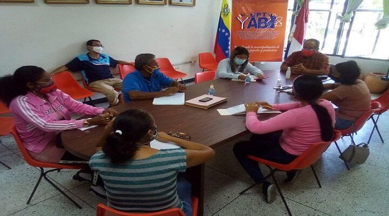 Fundación Uptyab coordina elaboración de catálogo de servicios para impulsar la universidad productiva
