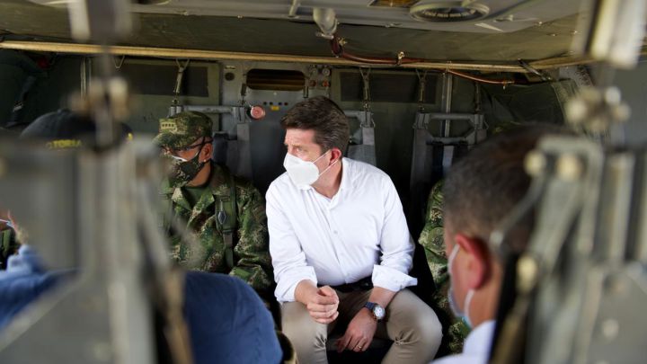 Ministro defensa colombia