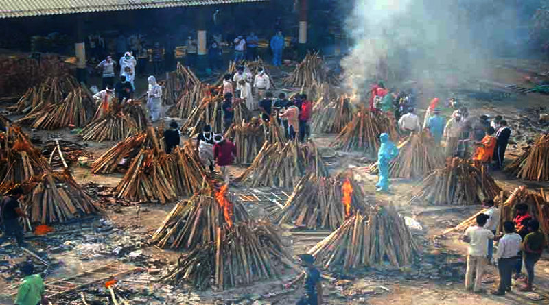 Muertes por COVID-19 en India ascienden a cuatro mil este domingo