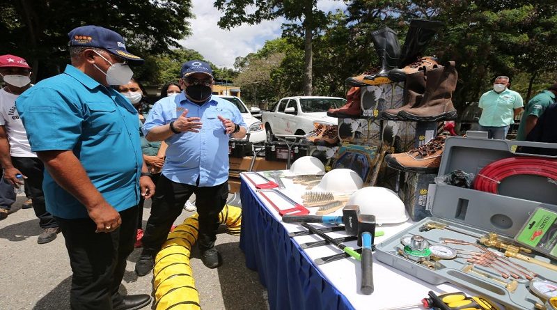 Gobierno Nacional entrega 2.388 herramientas y materiales para mejorar el Sistema Hídrico Nacional