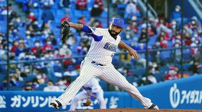 Edwin Escobar sigue intraficable en la Liga japonesa de béisbol