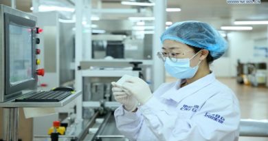 Empresa china Sinopharm inicia producción de vacunas para programa COVAX