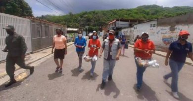 Más de 3 mil familias fueron atendidas con la entrega de 10,48 toneladas de alimentos en Anzoátegui