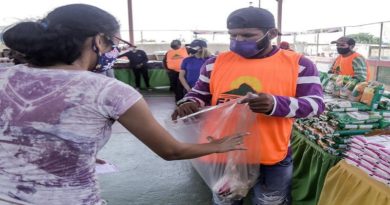 Gobierno Bolivariano despliega jornada de Mercados Populares para el beneficio de 3.500 habitantes en Falcón