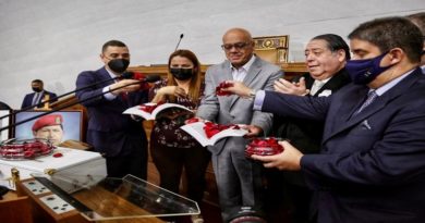 Asamblea Nacional bautizó libro "Índice Constitucional de Venezuela"