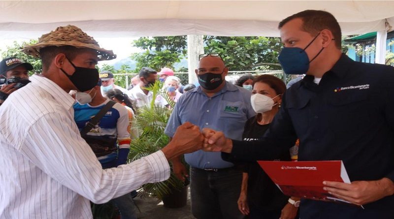 Banco Bicentenario impulsa el desarrollo agrícola con la entrega de financiamientos a productores de La Guaira