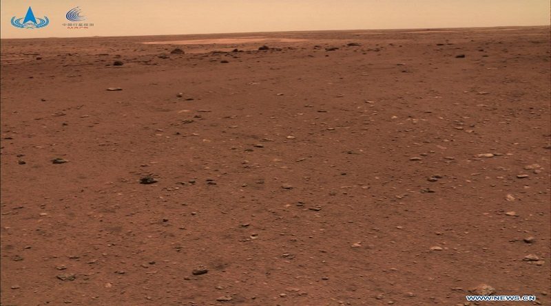 China publica nuevas imágenes de Marte con su bandera nacional en el planeta rojo