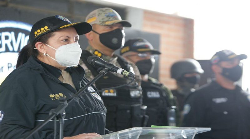Despliegue de PNB en La Vega permite la detención de 38 personas y la incautación de varias armas de fuego