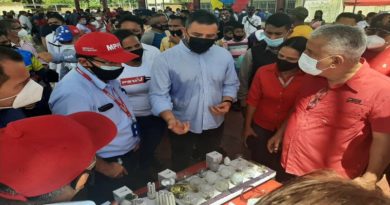 Trabajadores de Copoelec realizan abordaje del Plan de Amor en Acción de las Víctimas de la Guerra Económica en la Región Oriente