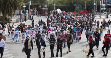 Detenidas 32 personas y represión policial en una protesta en Puebla