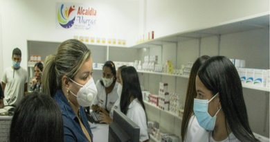 Inauguran farmacia "Renacer de los Sueños" en parroquia Carayaca La Guaira
