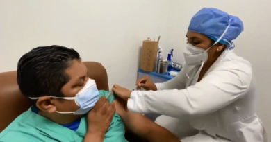 Avanza jornada de vacunación masiva al personal de salud en Aragua