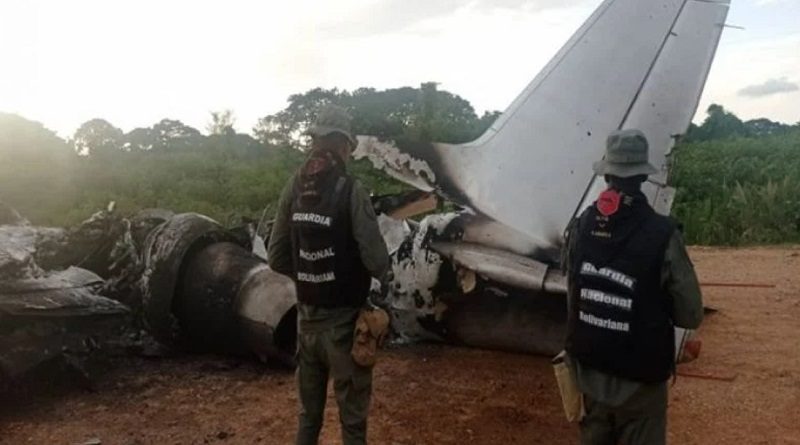 Destruyen pista clandestina y desmantelan aeronave utilizada para el narcotráfico en Zulia