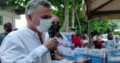Gobierno Bolivariano entrega bombillos ahorradores en comunidad de Los Próceres en Guanare